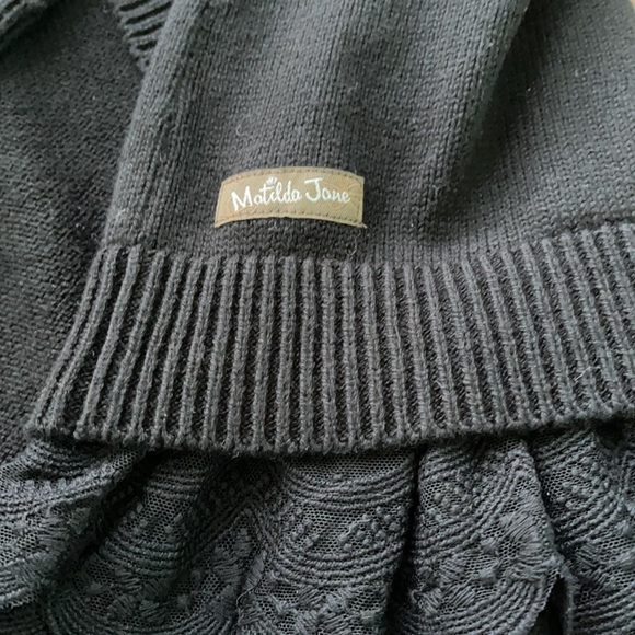 Matilda Jane Sweaters - NWOT Maltida Jane lace trimmed Sweater